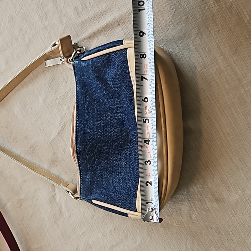 Purse - Picture 4 of 5